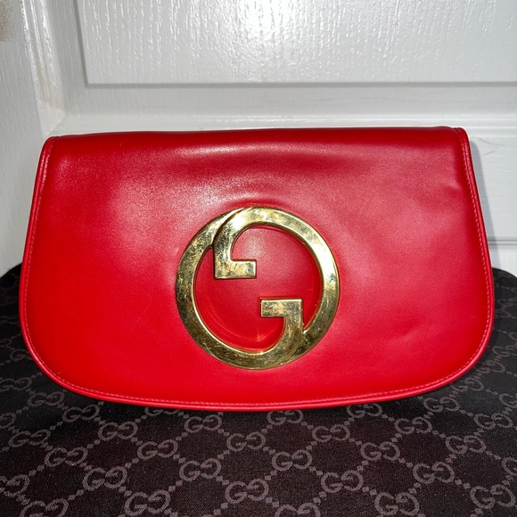 Gucci Handbags - Gucci Blondie Clutch